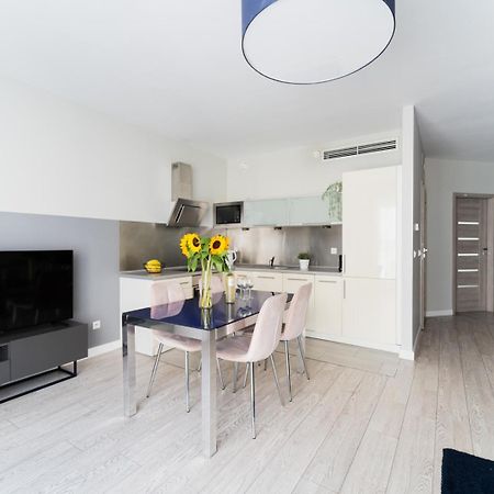 Nice Apart-City Center Krawiecka Apartment วรอตซวาฟ ภายนอก รูปภาพ